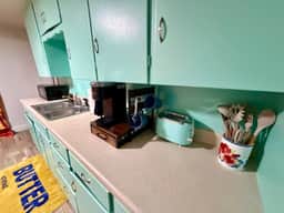 Cute | Clean | 2BR home | Perfect for longer stays - Image 4