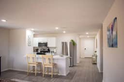 New | 5 bed 3.5 bath | Long Stays OK | 2 Masters - Image 5