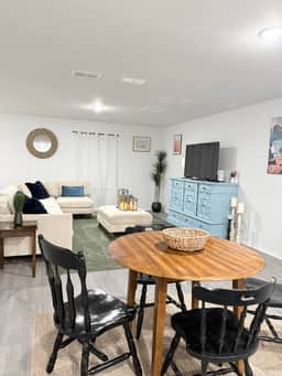 New | Long Stays OK | Huge 5bed 3.5 bath | Garage - Image 4