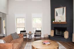 Spacious | 5bed | Beautiful | Yard | Crew Friendly - Image 4