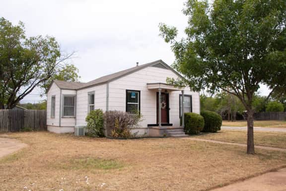Work-Ready 2BR | Crew-Friendly Home CentralAbilene - Image 3