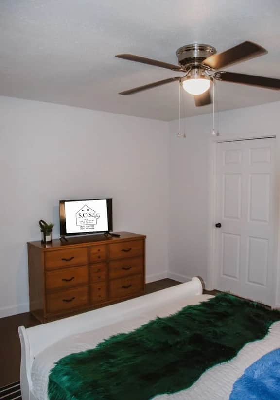 Stylish & Spacious 3BR/2BA | Central Location - Image 3
