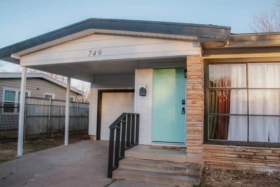 Stylish & Spacious 3BR/2BA | Central Location - Image 2